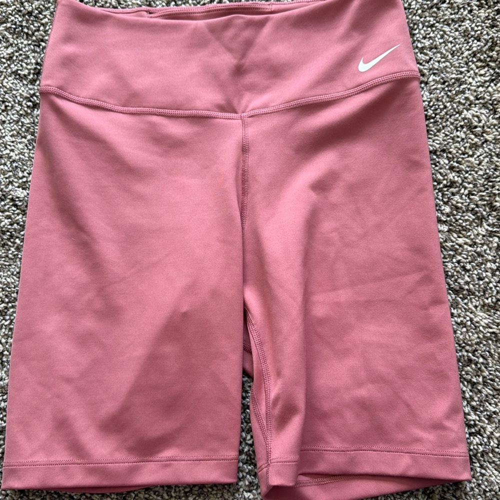 Nike one bike shorts size small